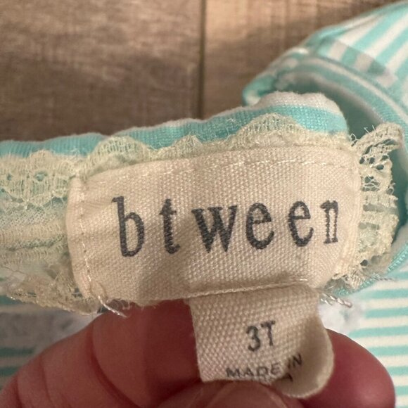 BTWEEN GIRLS 3T BUNNY RABBIT SHIRT SUPER SOFT BLUE AND WHITE - Picture 3 of 5